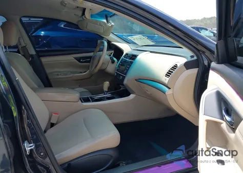 2015 Nissan Altima 2.5 Sv z USA, uszkodzony, nr VIN 1N4AL3AP4FC289244